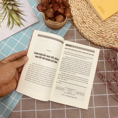 Combo 2 Cuốn Sách Để Không Bị Thao Túng Trong Các Cuộc Hội Thoại: Bẫy Giao Tiếp Và Đọc Suy Nghĩ Thấu Tâm Can