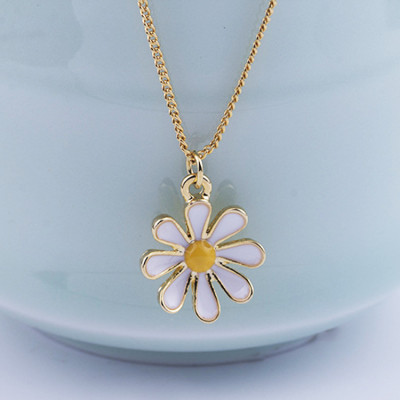Dây chuyền vòng cổ hoa cúc hoạ mi đơn giản nhẹ nhàng thanh lịch cho bạn nữ