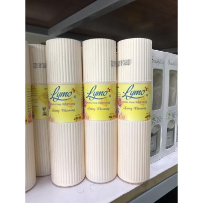 Combo 2 chai Nước Hoa Xịt Phòng Lymo 350Ml (Chai Vàng)