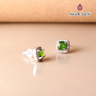 Bông tai bạc đính đá diopside mệnh hỏa mộc - Ngọc Quý Gemstones