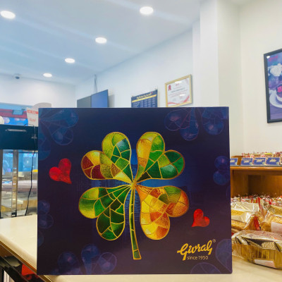 Hộp 4 Bánh Trung Thu Givral Thành Ý 1 (300gr)