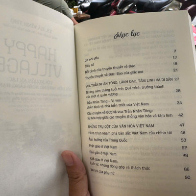 HAPPY VILLAGE- CỘI NGUỒN AN LẠC: LỐI ĐẾN NHỮNG NGÔI LÀNG HẠNH PHÚC – TS. Hà Vĩnh Thọ – Thái Hà Books