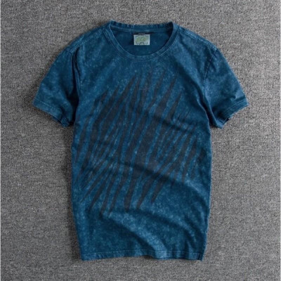 Áo thun wash bụi phong cách cổ điển