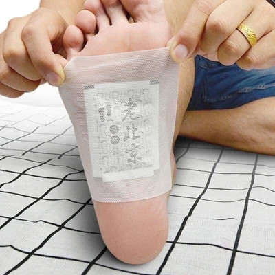 Hộp 50 miếng dán massage chân , giúp xoa dịu các cơn đau nhức tạo cảm giác , thư giãn dễ chịu an toàn và tiện lợi