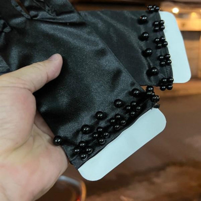 Găng tay nữ đen ngắn phi bóng đính hạt trai đen Giangpkc