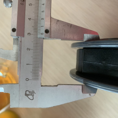 Bánh xe đẩy siêu thị có rãnh dùng cho thang cuốn 125mm - tải trọng 100kg - Happy Move Thái Lan