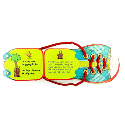 Bé Trai Tháo Vát Buộc Dây Giày