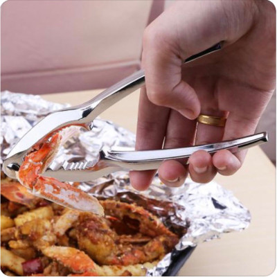 Dụng cụ kẹp càng cua ,ghẹ và tách các loại vỏ hạt cứng bằng inox  không gỉ nhỏ gọn tiện lợi dễ sử dụng 