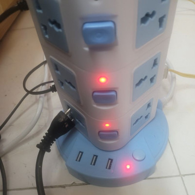 Ổ cắm điện 4 tầng loại XỊN 3 USB sạc điện thoại và 16 lỗ cắm