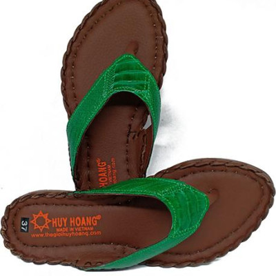 Dép nữ Huy Hoàng da đà điểu màu xanh rêu HT7409