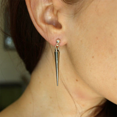 Đôi bông tai dáng dây chuyền mặt đinh nhọn độc lạ phóng khoáng