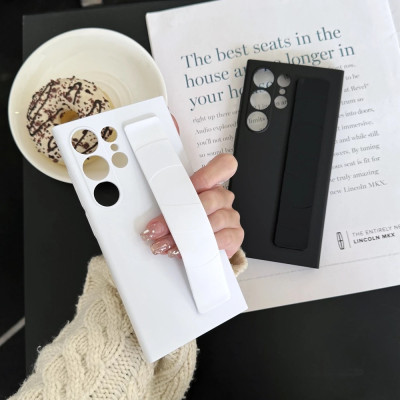 Ốp lưng hand trap đai đeo tay cho Samsung Galaxy S25 Ultra 5G hiệu Likgus TRAPS - Chống ố vàng, lưng nhám, chống bám bẩn, đai đeo silicon co giãn, chống rơi - hàng nhập khẩu