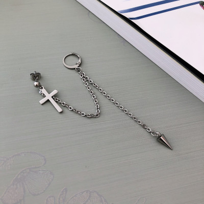 Bông tai unisex mặt dây chuyền thánh giá xỏ lỗ sụn trên cực cool