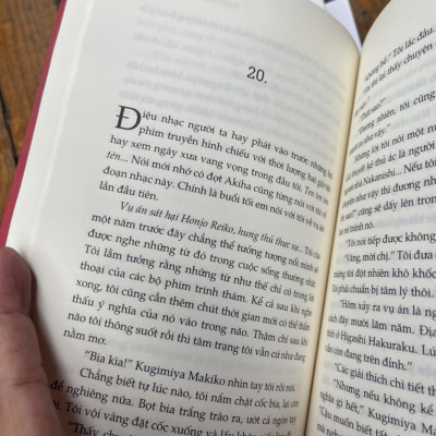 PHỐ TAN MÀN ĐÊM – Higashino Keigo – Minh Thương dịch – Nhã Nam – NXB Hà Nội (Bìa mềm)