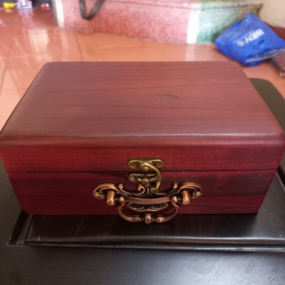 Hộp đựng trang sức ,đựng đa năng bằng gỗ hương kt 22×15×9cm