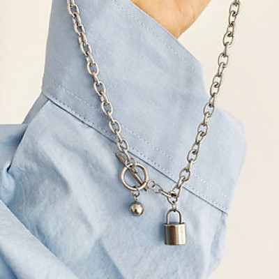 Dây chuyền vòng cổ quả tròn khoá độc lạ