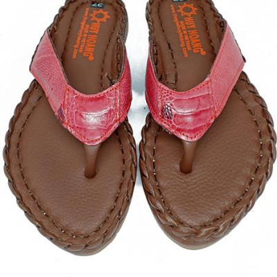 Dép nữ Huy Hoàng da đà điểu màu hồng HT7412