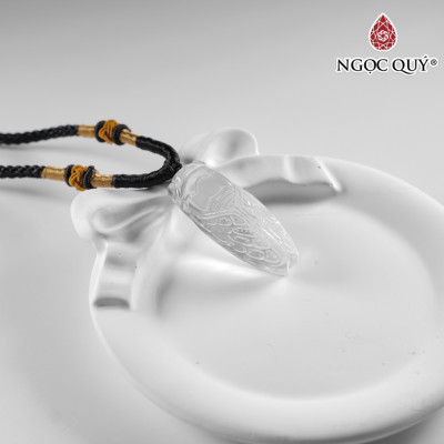 Mặt dây chuyền ngọc thiền đá thạch anh trắng 15x37mm mệnh thủy kim - Ngọc Quý Gemstones