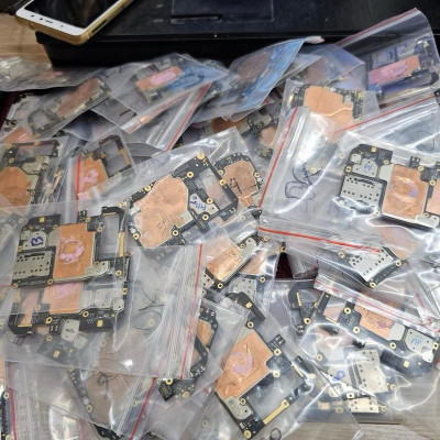 Main Vsmart Live V620 bản [ Ram 6, Ram4 ] Zin Full Chức Năng