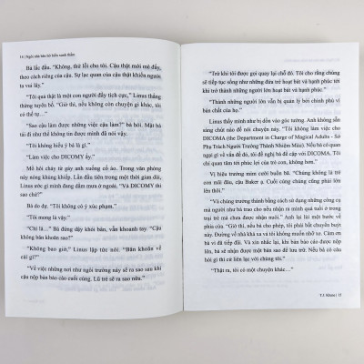 Sách - Ngôi nhà bên bờ biển xanh thẳm (AZ Việt Nam) - Bìa mềm - 640 trang