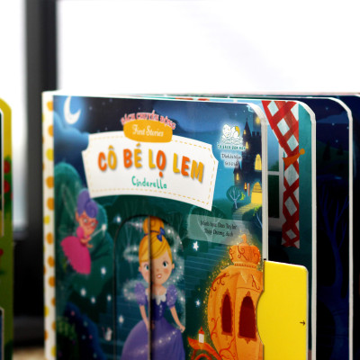 Sách Tương Tác - Sách Chuyển Động - First Stories – Cinderella - Cô Bé Lọ Lem