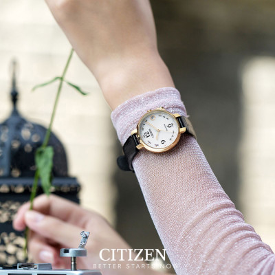 Đồng Hồ Nữ Citizen Kết Nối Bluetooth Dây Da EE4022-16A - Mặt Trắng 