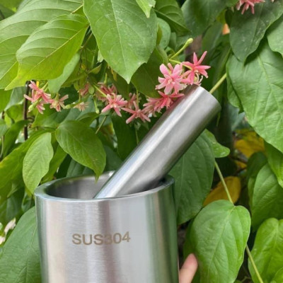 Bộ Cối Chày Inox 304 Chống Gỉ Linh Chi Bedding Cao Cấp Kèm Nắp Đậy Chống Ẩm Mốc Tiện Lợi