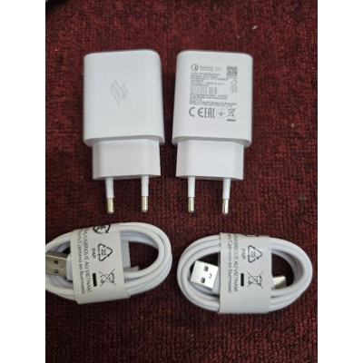 Bộ Sạc nhanh 18W Vinsmart Zin New Hãng dành cho tất cả dòng máy Vinsmart