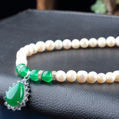 Bộ trang sức Ngọc trai tự nhiên, kèm GIẤY KIỂM ĐỊNH SẢN PHẨM MẪU TẠI SJC LAB, Cỡ hạt 8li, bao gồm Vòng Cổ + Lắc tay + Hoa tai + Hộp lót gấm