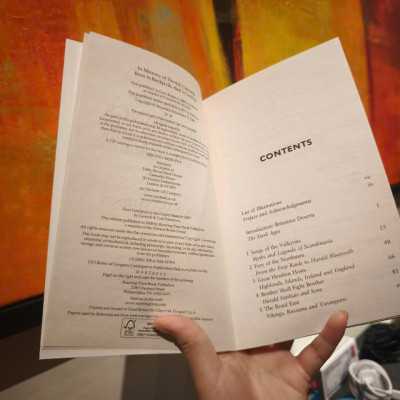 Sách - A Brief History of the Vikings: The Last Pagans or the First Modern Europeans? by Jonathan Clements