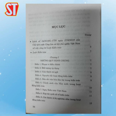 Sách - Luật Kiến Trúc - NXB Chính Trị Quốc Gia