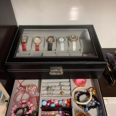 Hộp đựng đồng hồ, trang sức và mắt kính 2 tầng SAIKE SAIKE mã S222 màu đen