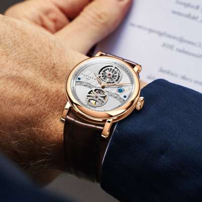 Đồng hồ nam Poniger P817-1 Chính hãng ,Kính sapphire nguyên khối ,chống xước,chống nước 50m,mặt trắng vỏ vàng hồng dây da nâu ( đen) xịn,vỏ máy thép không gỉ 316L,Đồng hồ cơ (Automatic) bảo hành 24 tháng, hàng mới 100%,thiết kế trẻ trung và sang trọng