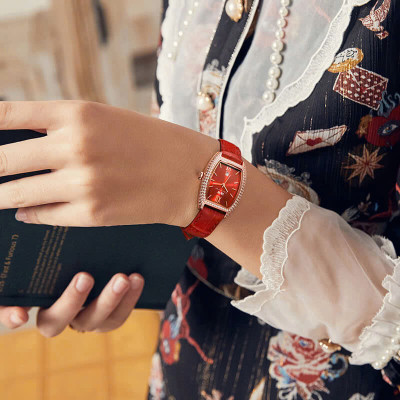 Đồng hồ nữ chính hãng IW Carnival IW537L-3 Kính chống xước ,Chống nước 30m ,Bảo hành 24 tháng,Máy pin Quartz,dây da đen xịn,thiết kế mặt chữ nhật đơn giản dễ đeo