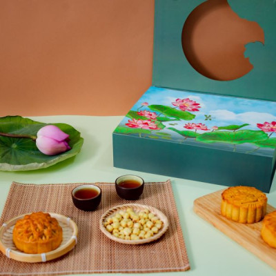 Hộp bánh trung thu 4 bánh chay 220g - Thành Long - Combo chay trăng/ chay 4 880g - Tặng 1 hộp trà - Việt Nam