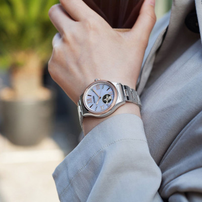 Đồng Hồ Nữ Citizen Đính Đá Swarovski Dây Thép Không Gỉ PC1009-51D - Mặt Xà Cừ (Sapphire)