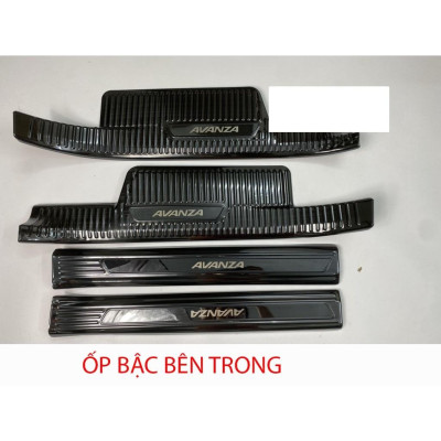 Ốp bậc cửa , nẹp bước chân Toyota Avanza 2022 cao cấp -mẫu Titan 8 chi tiết