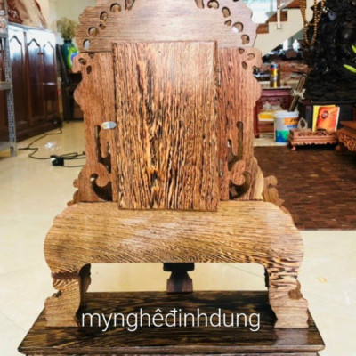 Combo đồng hồ quả lắc để bàn kt cao 70x45x15cm + kệ chân đế 15x52x29cm bằng gỗ mun đuôi công 