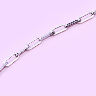 Vòng đeo tay lắc tay xích vuông xu hướng thời trang fashion new