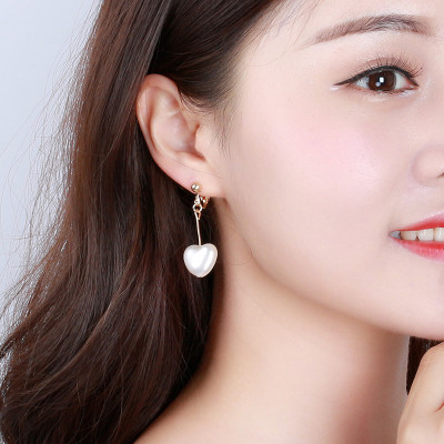 Bông tai trái tim abs đơn giản sang chảnh