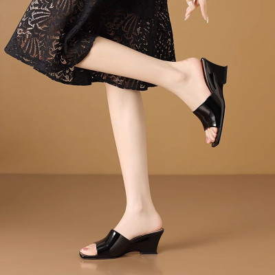 Sục Đế Xuồng Nữ 5 Phân RO677 ROSATA Tại BCASHOP Thiết Kế Êm Ái, Tinh Tế, Kiểu Dáng Thanh Lịch, Thời Thượng