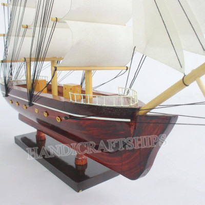 (Sẵn sàng trưng bày) Mô hình thuyền handmade trang trí nhà cửa (30cm - trắng) có hỗ trơ ship