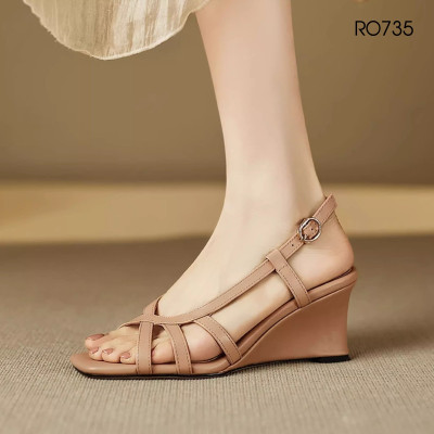 Sandal nữ đế xuồng ROSATA RO735 - 7p - Đen, Be - BKSTORE