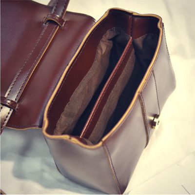 Túi đeo chéo phong cách Hàn Quốc Đồ Da Thành Long TLG 208093