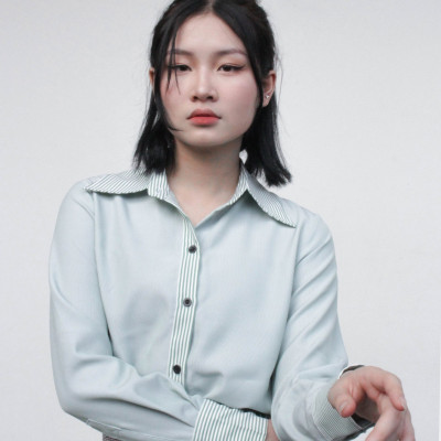 LAAS Somi phối nẹp xanh lá form cơ bản thanh lịch