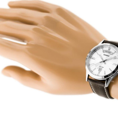 Đồng hồ nam dây da Casio MTP-1381L-7AVDF