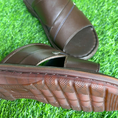 Dép nam quai ngang đế cao 2.5cm Trường Hải da bò full màu nâu, đen DN146