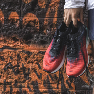 Giày chạy bộ thành phố SONIC 4 ACCELERATE GOJI BERRY L41302900