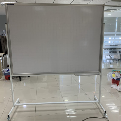 Bảng di động 1 mặt viết bút lông Poly - trắng kẻ ô ly Bavico 1,2x1,6m