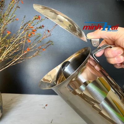 Ca Inox Pha Chế Có Nắp - Inox. Chuyên phục vụ Sp Gia dụng, Khuôn làm bánh, Dụng cụ học Sinh, Nhà hàng, Quán ăn, Gia